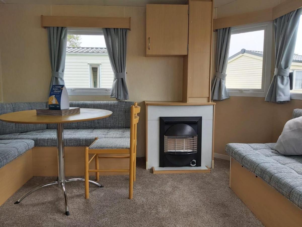 Lovely 3 Bed, 8 Berth Caravan For Hire In Skegness, Lincolnshire Ref 35120Sd ラウス エクステリア 写真