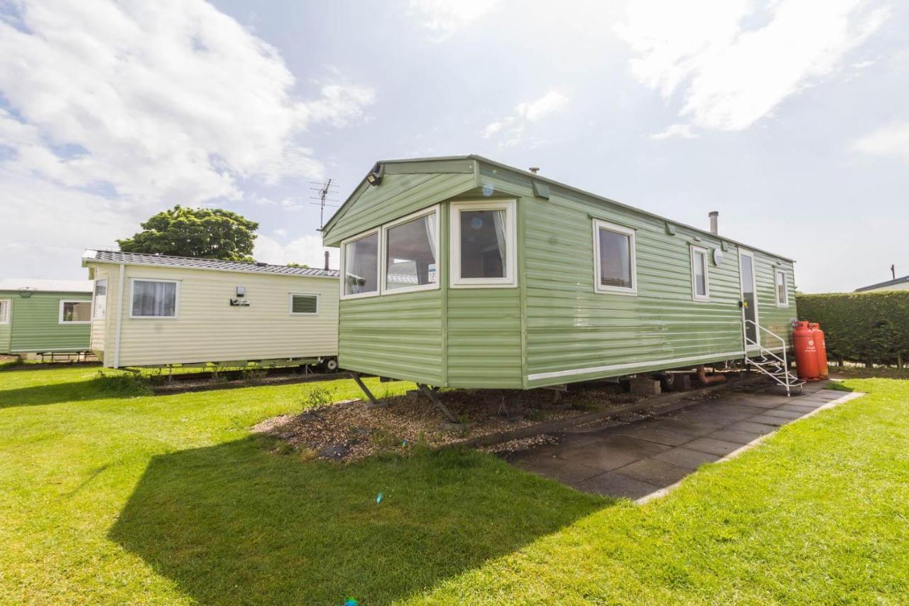 Lovely 3 Bed, 8 Berth Caravan For Hire In Skegness, Lincolnshire Ref 35120Sd ラウス エクステリア 写真