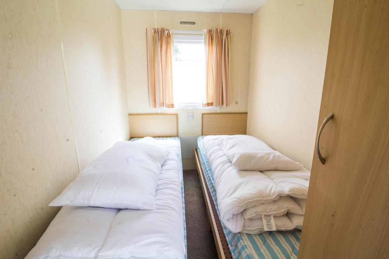 Lovely 3 Bed, 8 Berth Caravan For Hire In Skegness, Lincolnshire Ref 35120Sd ラウス エクステリア 写真